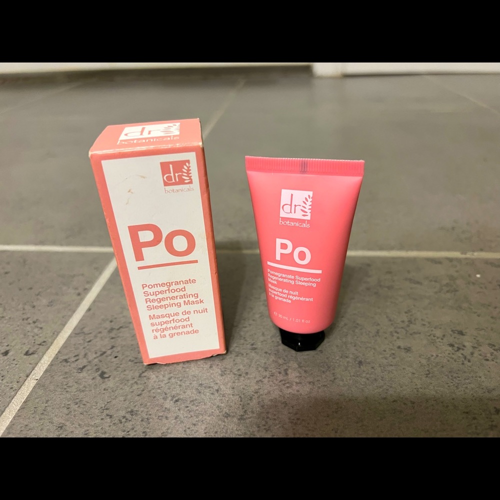 Dr. Botanicals Pomegranate Superfood  Regenerating sleeping mask.